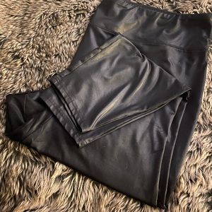 Leatherette biker leggings